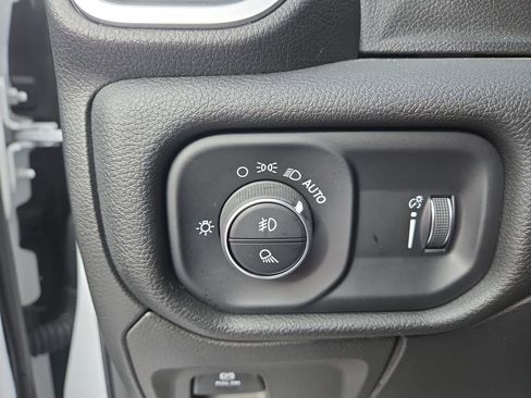 Used 2023 RAM 1500 Big Horn image 25