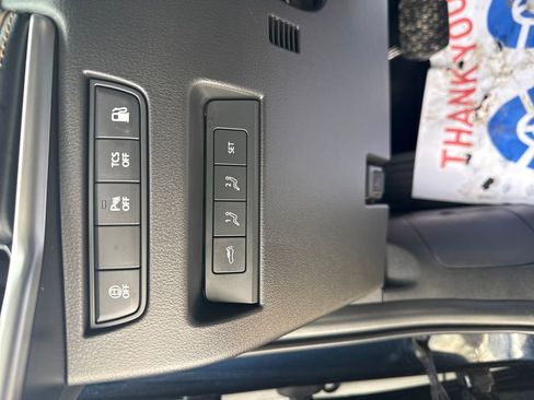 Used 2024 MAZDA CX-90 Plug-In Hybrid w/ Premium Plus image 32