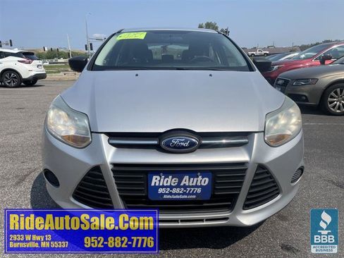 Used 2014 Ford Focus S FWD image 2