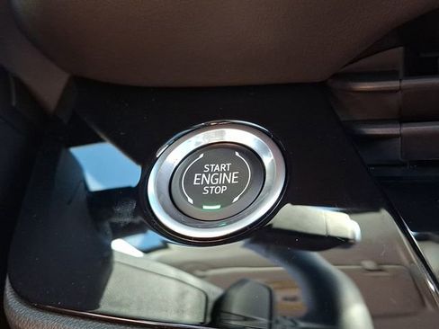 New 2026 Buick Envision Avenir image 17