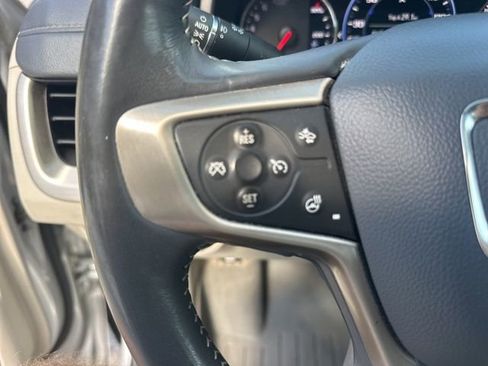 Used 2022 GMC Terrain Denali image 23