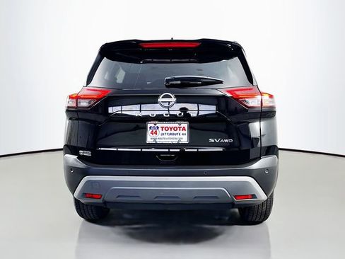 Used 2023 Nissan Rogue SV image 7