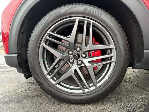 Used 2025 Ford Explorer ST w/ Sun And Sound Package image 20