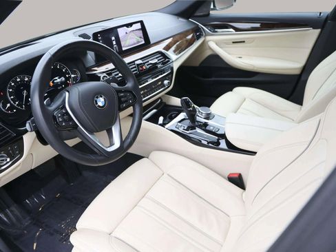 Used 2019 BMW 540i image 16