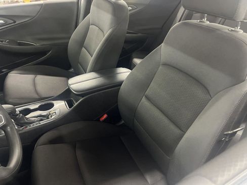 Used 2023 Chevrolet Malibu LT image 8