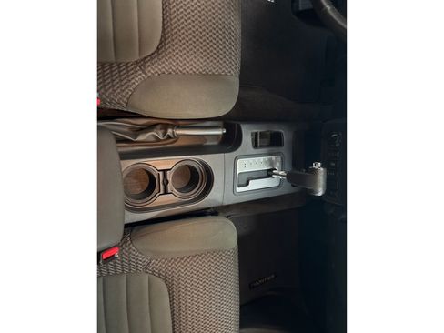 Used 2016 Nissan Frontier SV w/ SV Value Truck Package image 20