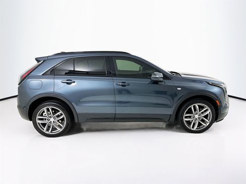 Used 2019 Cadillac XT4 Sport image 9