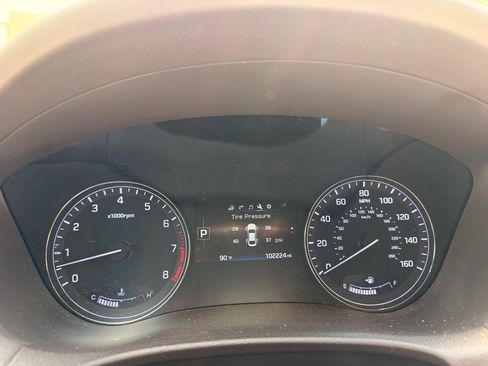 Used 2016 Hyundai Genesis 3.8 RWD image 27