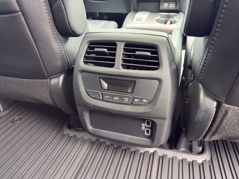 Used 2022 Honda Pilot Special Edition image 17