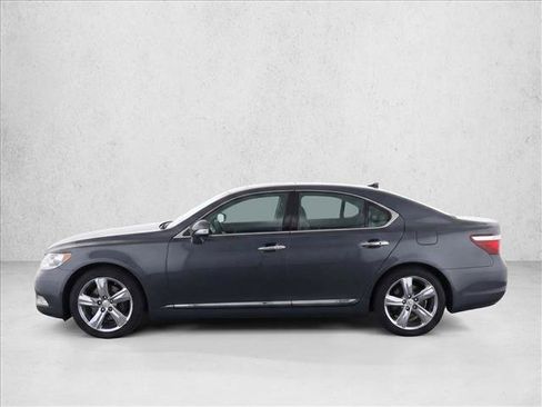 Used 2011 Lexus LS 460 w/ Comfort Pkg RWD image 4