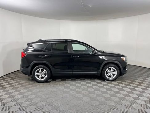 Used 2021 GMC Terrain SLE w/ Driver Convenience Package image 8