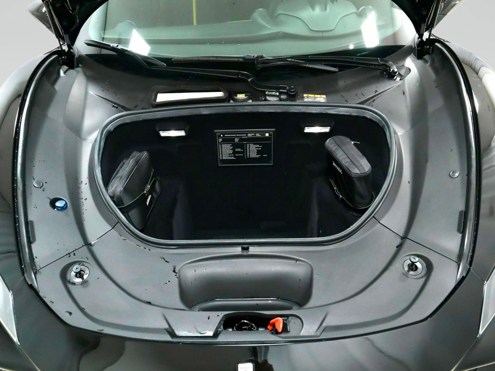 Certified 2022 Ferrari F8 Tributo RWD image 11