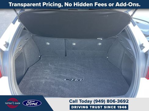 Used 2019 Toyota C-HR LE FWD image 34
