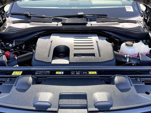 New 2026 Land Rover Range Rover SE AWD/4WD image 18