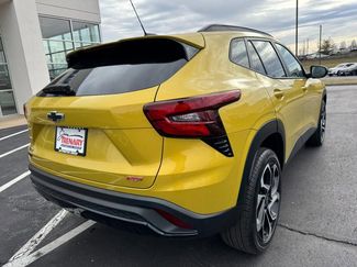 Used 2024 Chevrolet Trax RS w/ Sunroof Package video 3