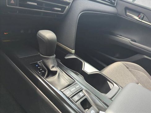 Used 2026 Toyota Camry LE w/ Convenience Package image 11