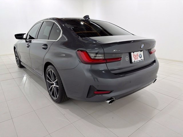 Used 2021 BMW 330i xDrive Sedan w/ Driving Assistance Package AWD/4WD image 3