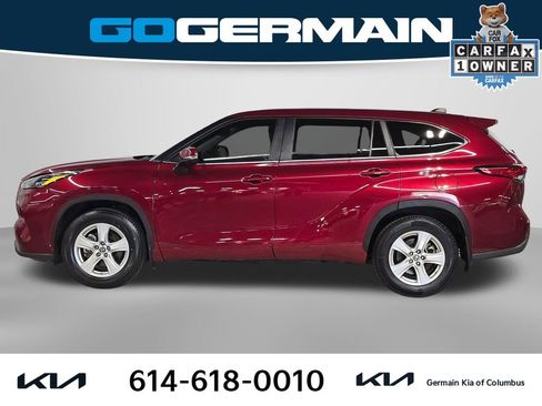 Used 2023 Toyota Highlander LE FWD image 11