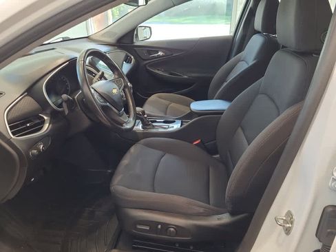 Used 2022 Chevrolet Malibu RS FWD image 11