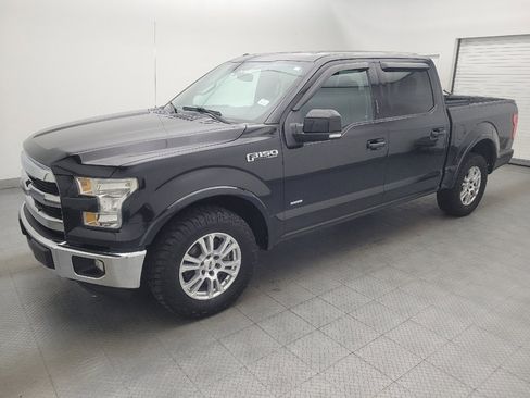 Used 2015 Ford F150 Lariat RWD image 2