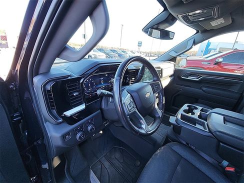 Used 2022 Chevrolet Silverado 1500 LT w/ Protection Package image 15