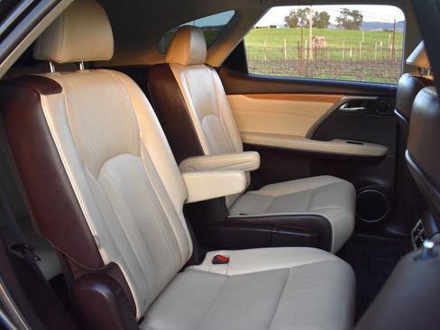 Used 2019 Lexus RX 450hL Base AWD 4dr SUV image 45