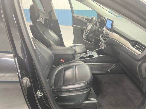Used 2022 Ford Escape SEL image 28