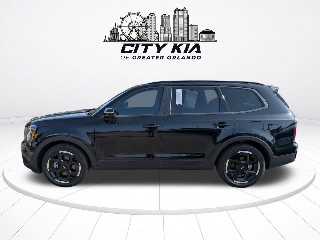 Certified 2025 Kia Telluride SX Prestige AWD/4WD image 3