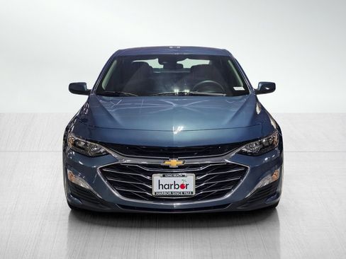 Used 2024 Chevrolet Malibu LT FWD image 2