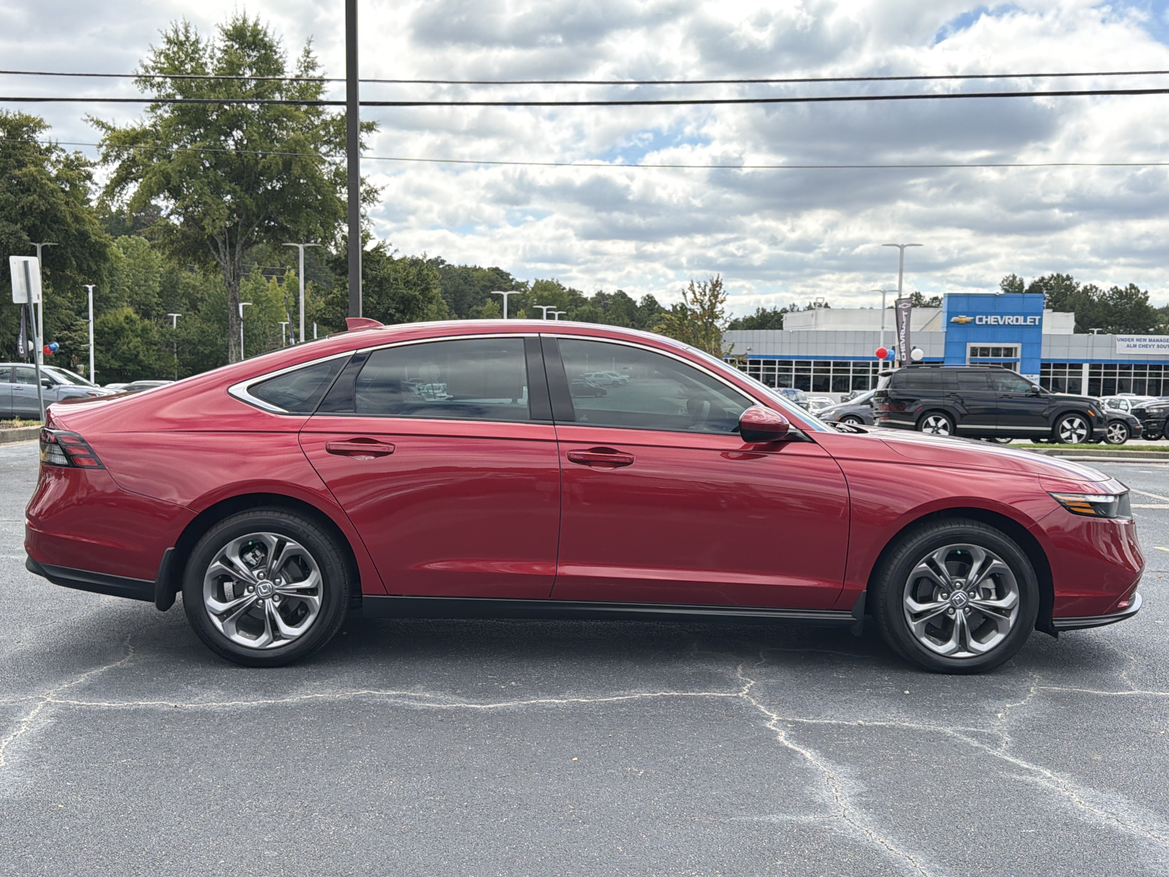 Used 2024 Honda Accord EX image 7