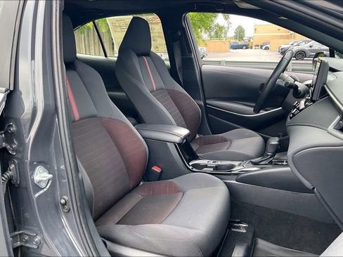 Used 2024 Toyota Corolla SE w/ SE Package FWD image 7