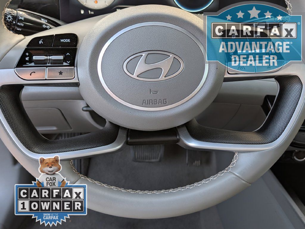 Used 2025 Hyundai Elantra SEL FWD image 6