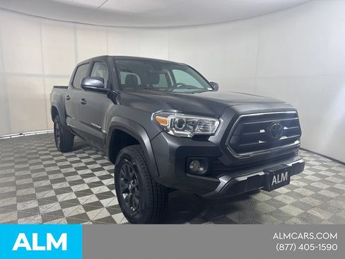 Used 2023 Toyota Tacoma SR5 AWD/4WD image 3