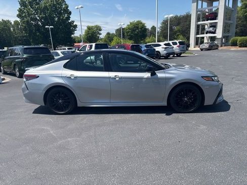 Used 2024 Toyota Camry XSE FWD image 7