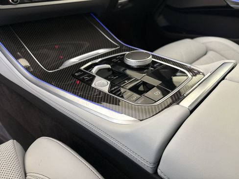 Used 2026 BMW X5 M60i image 17