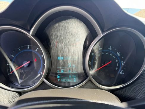 Used 2014 Chevrolet Cruze LT FWD image 8