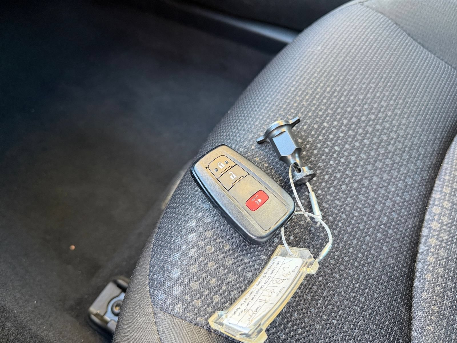 Used 2022 Toyota Prius LE FWD image 20