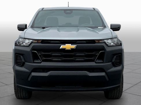 Used 2023 Chevrolet Colorado W/T image 4