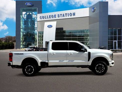 Certified 2025 Ford F250 Lariat w/ Tremor Off-Road Package image 5