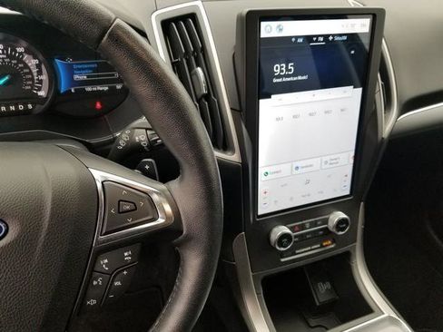 Used 2021 Ford Edge SEL w/ Convenience Package image 19