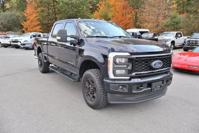 Used 2023 Ford F350 XLT w/ XLT Premium Package AWD/4WD image 7