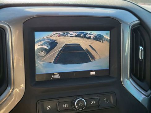 Used 2020 Chevrolet Silverado 1500 Custom w/ Custom Value Package image 26