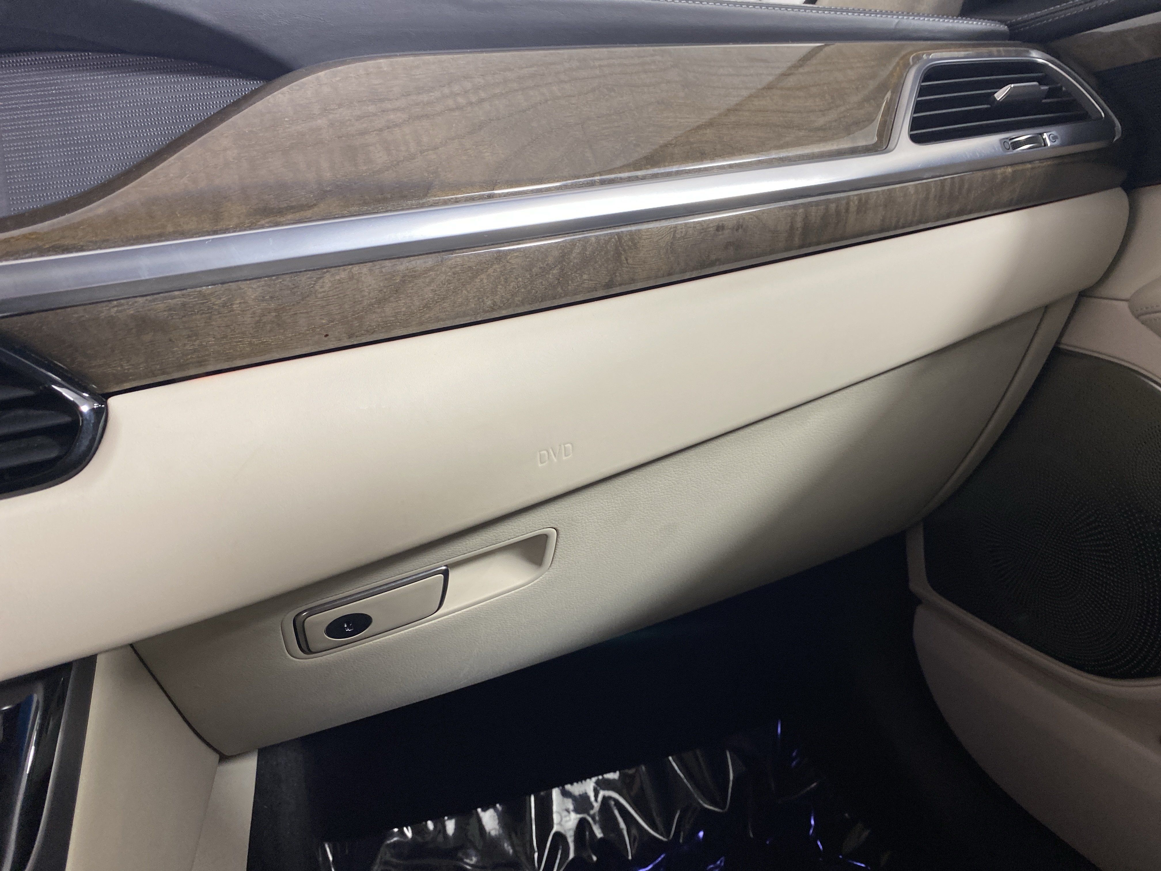 Used 2018 Genesis G90 5.0 Ultimate RWD image 46