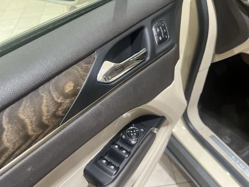Used 2018 Lincoln MKC Reserve FWD image 23