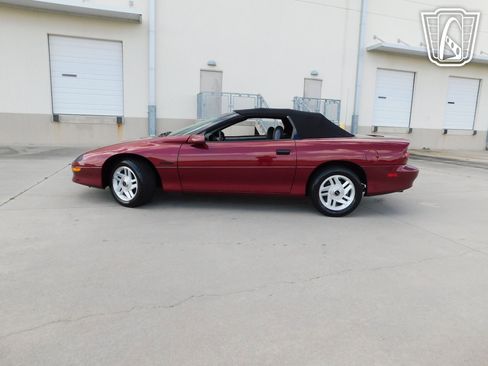 Used 1995 Chevrolet Camaro Z28 image 5