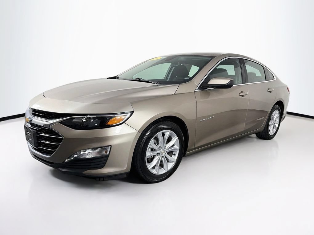 Used 2024 Chevrolet Malibu LT FWD image 3