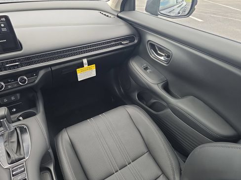 New 2027 Honda HR-V EX-L image 12