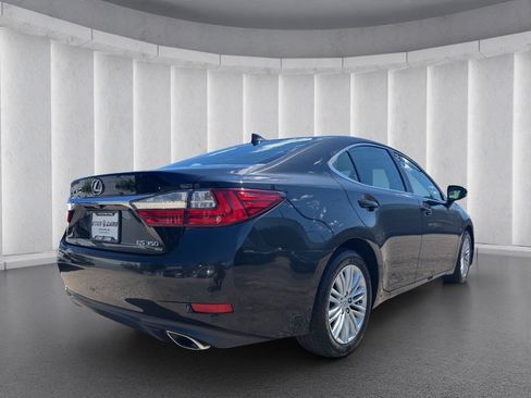 Used 2016 Lexus ES 350 w/ Accessory Package 2 FWD image 5