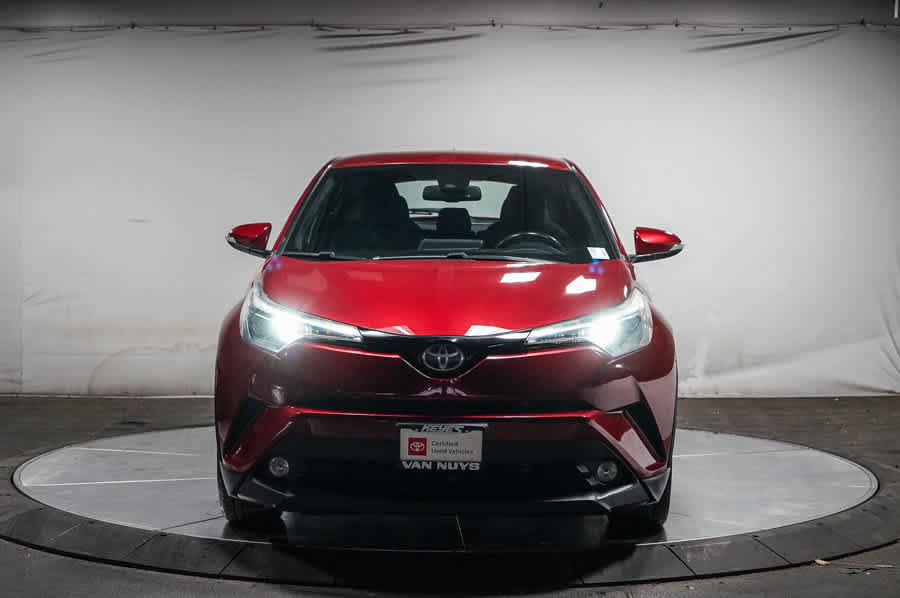 Used 2018 Toyota C-HR XLE FWD image 7