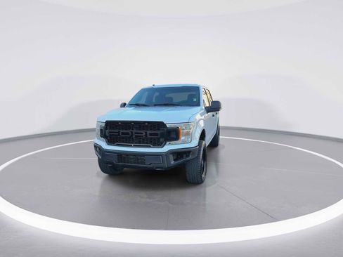 Used 2018 Ford F150 XLT image 3